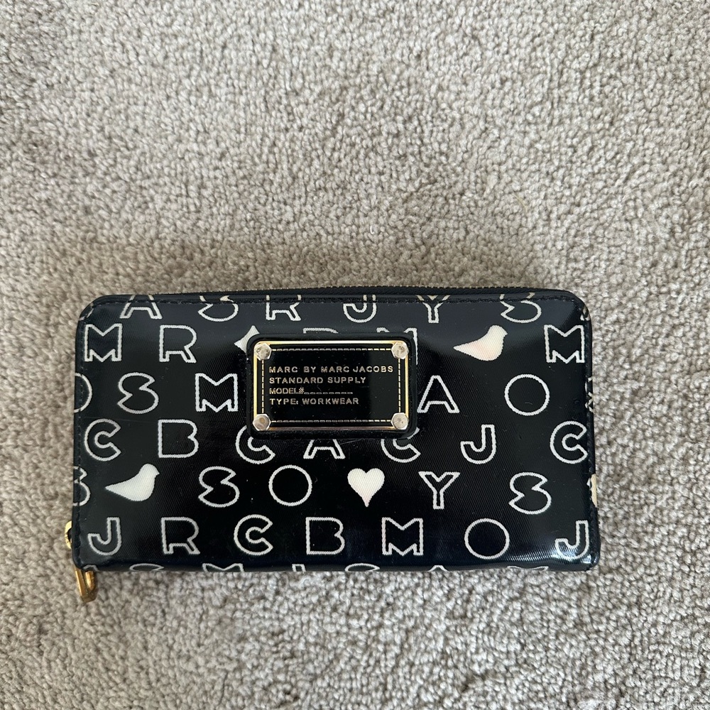 Marc Jacobs wallet